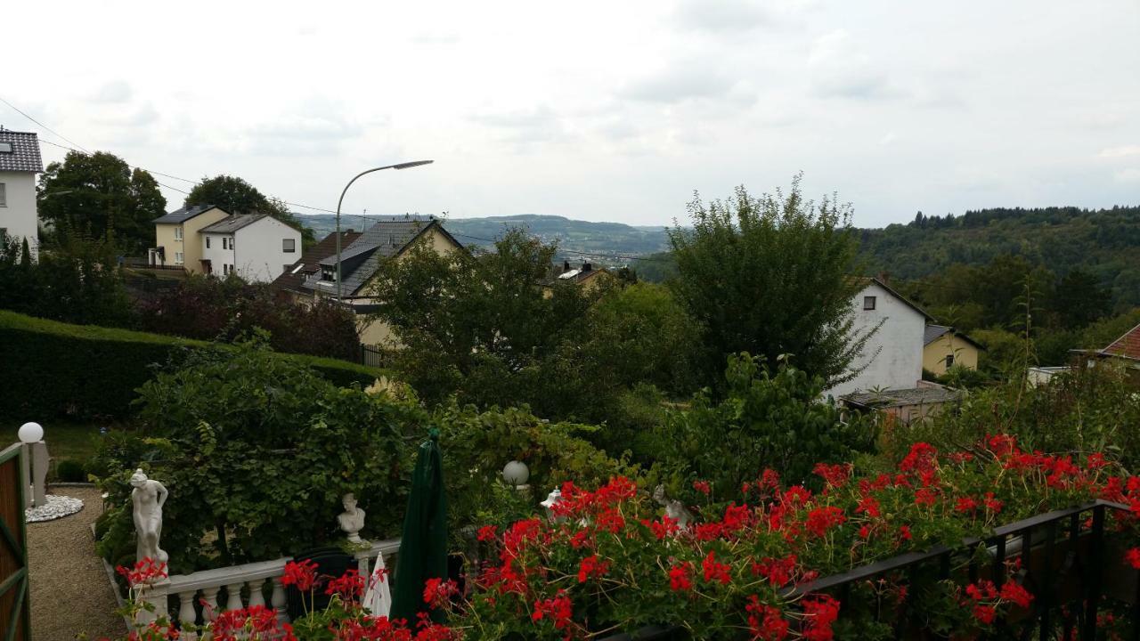 Ferienwohnung Am Gipsberg Merzig Exterior foto
