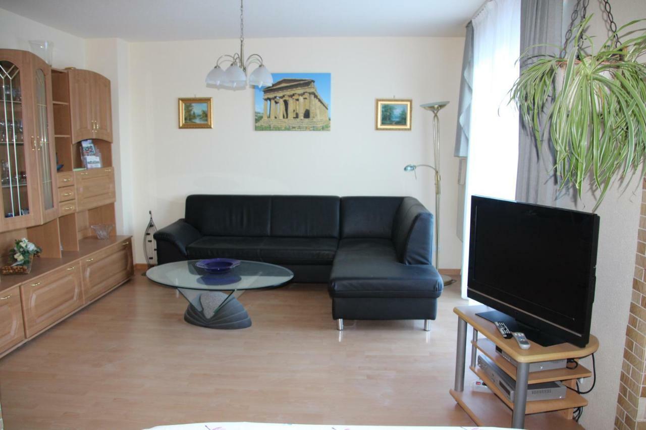 Ferienwohnung Am Gipsberg Merzig Exterior foto